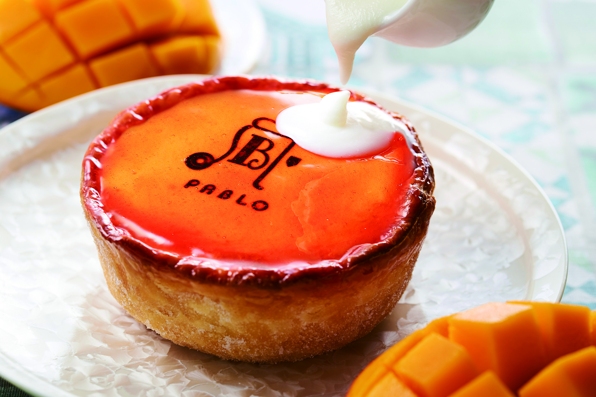 チーズケーキ革命 焼きたてチーズタルト専門店pablo パブロ チーズケーキ革命 焼きたてチーズタルト専門店pablo パブロ
