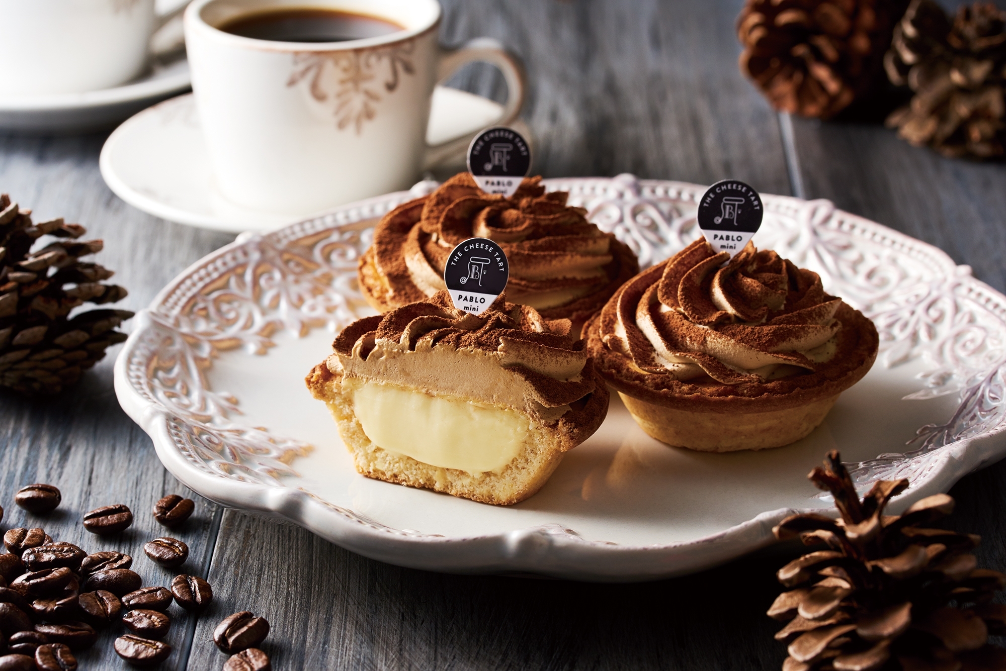 大人のご褒美チーズタルト。ほろにがコーヒーホイップとココアが香る、「PABLOmini ティラミス」が登場します！